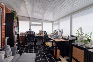 Sun Room- click for photo gallery